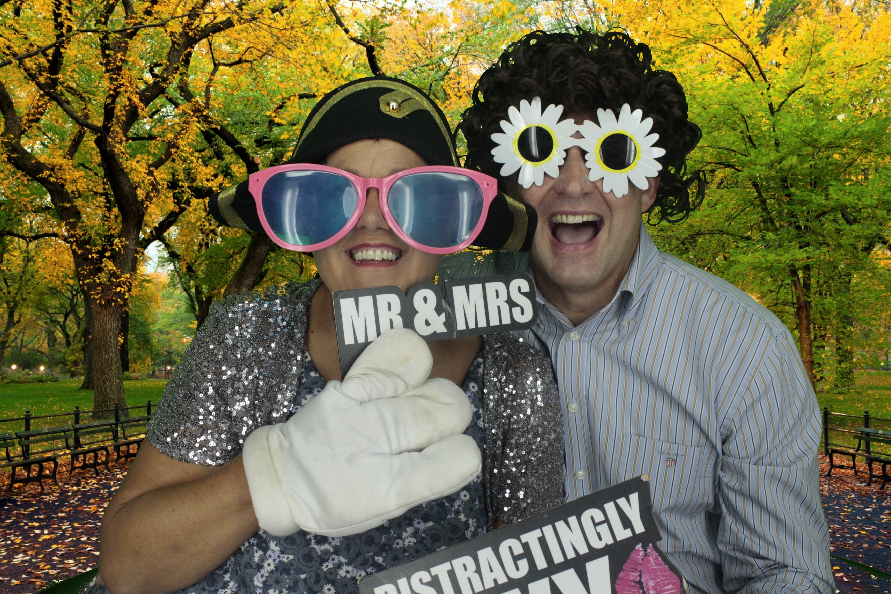 Mr & Mrs McIlvaney | View more photos from the event at gallery.myphotoboothexperience.co.uk/u/MyPhotoBoothExperienceLtd/Mr-Mrs-McIlvaney